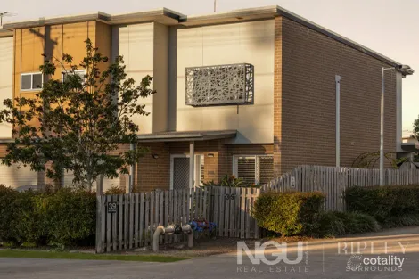 Property photo of 1/41 River Road Bundamba QLD 4304