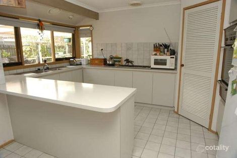 Property photo of 2 St Agnes Court Carrum Downs VIC 3201