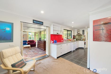 Property photo of 1 Tiernan Place Kambah ACT 2902