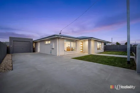 Property photo of 2 Reid Street Wynyard TAS 7325