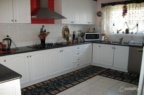 Property photo of 11 Harley Court Thomastown VIC 3074