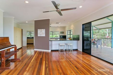 Property photo of 4 Grace Close Whitfield QLD 4870