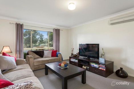 Property photo of 29 Buchan Green Pakenham VIC 3810