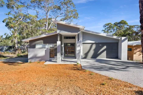 22 Freetail Dr, Murrays Beach, NSW 2281