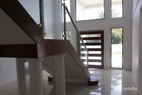 Property photo of 2 Westminster Court Paradise Point QLD 4216