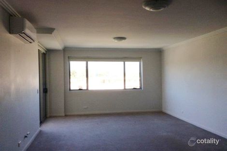 Property photo of 21/12-14 King Street Campbelltown NSW 2560
