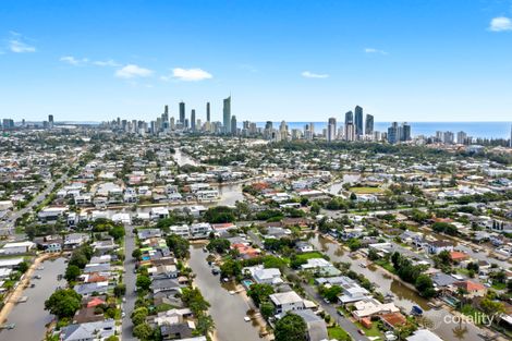 Property photo of 15 Pearl Key Broadbeach Waters QLD 4218
