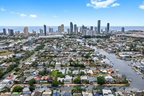 Property photo of 15 Pearl Key Broadbeach Waters QLD 4218