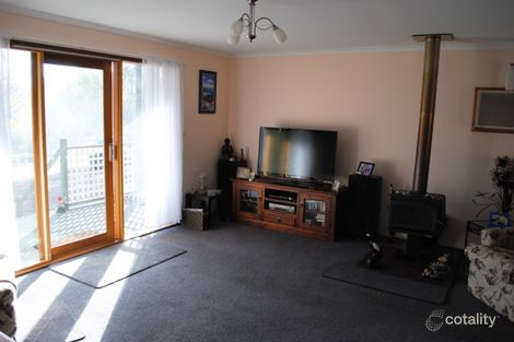 Property photo of 17 Marshall Lane Avoca VIC 3467