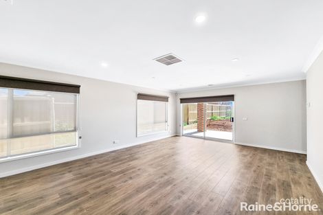 Property photo of 21 Boulder Avenue Truganina VIC 3029