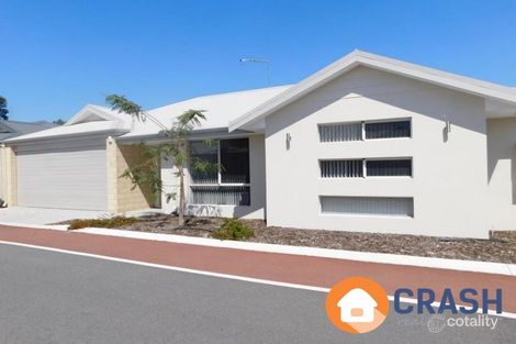 8/148 Treasure Rd, Queens Park, WA 6107
