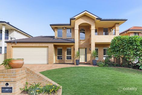 33 Balmoral Cres, Georges Hall, NSW 2198