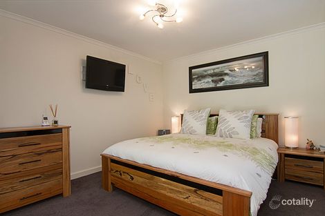 Property photo of 4 St Peters Close Carrum Downs VIC 3201