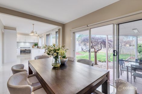 Property photo of 42 Kingswood Avenue Mount Waverley VIC 3149