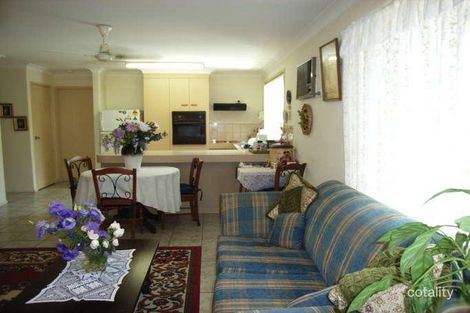 Property photo of 2/7 Napper Road Arundel QLD 4214