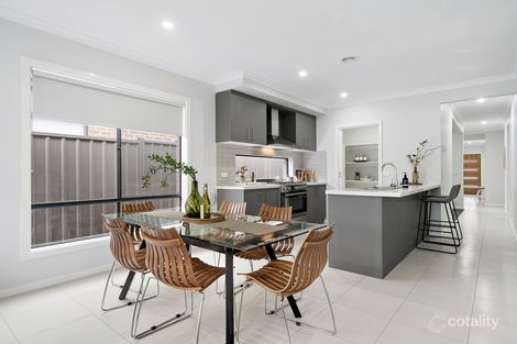 Property photo of 16 Riverine Street Wollert VIC 3750