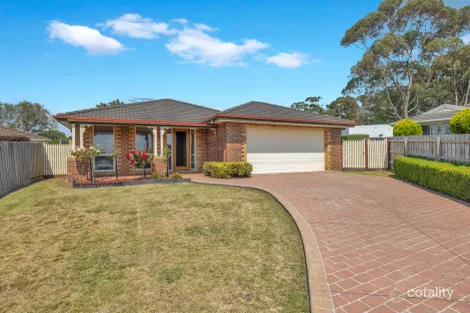 24 Wynen Ct, Pakenham, VIC 3810