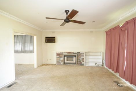 Property photo of 10 Rowlands Avenue Noble Park VIC 3174