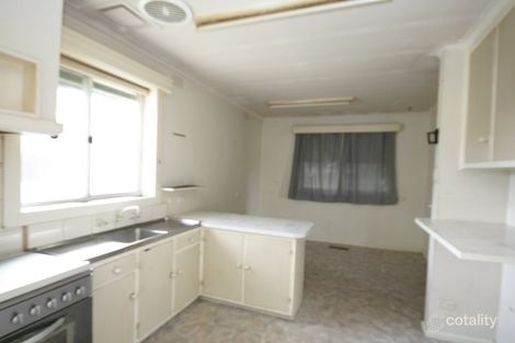 Property photo of 10 Rowlands Avenue Noble Park VIC 3174