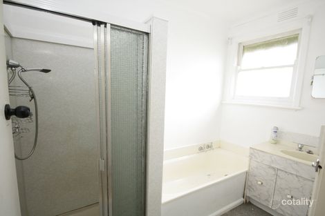 Property photo of 10 Rowlands Avenue Noble Park VIC 3174
