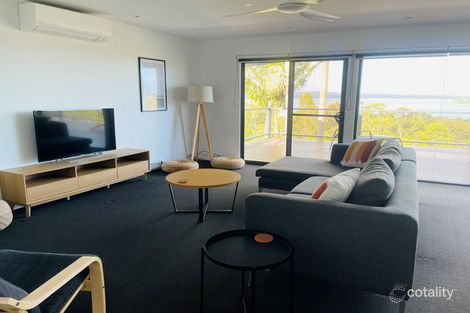 Property photo of 5 Calga Crescent Catalina NSW 2536