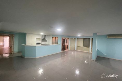 Property photo of 6 Perret Walk Sydenham VIC 3037