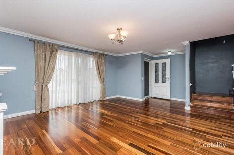 Property photo of 16 Lakefront Circle The Vines WA 6069