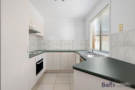 Property photo of 8 Patterson Close Caroline Springs VIC 3023