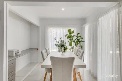 Property photo of 26 Maculan Crescent Westbrook QLD 4350