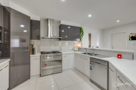 Property photo of 26 Maculan Crescent Westbrook QLD 4350