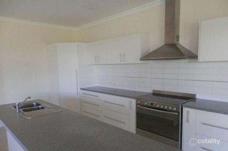 Property photo of 32 Warbler Loop Nickol WA 6714
