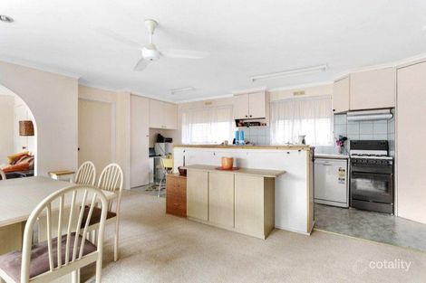Property photo of 3 Marinna Court Strathdale VIC 3550