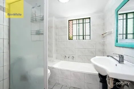 Property photo of 1/9 Cairds Avenue Bankstown NSW 2200