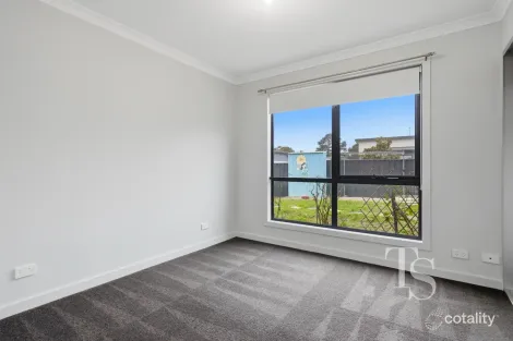 Property photo of 3/16 Barton Street Mowbray TAS 7248