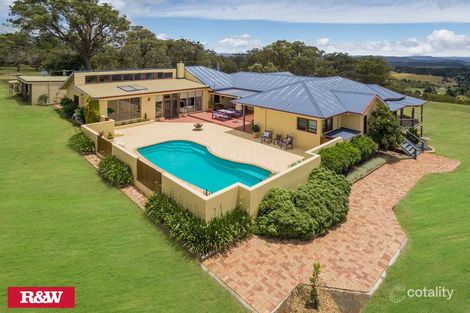 172 Mount Mitchell Rd, Invergowrie, NSW 2350