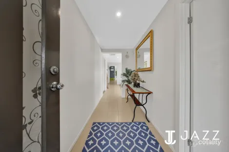 Property photo of 33 Ambient Way Point Cook VIC 3030