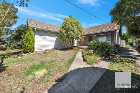 27 Ivanhoe Ave, St Albans, VIC 3021