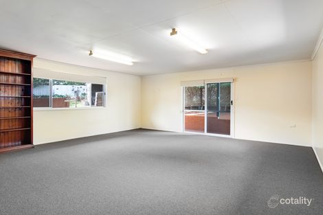 Property photo of 24 Mary Street Mount Lofty QLD 4350