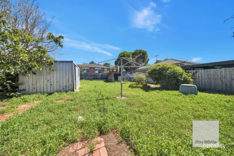 Property photo of 27 Ivanhoe Avenue St Albans VIC 3021