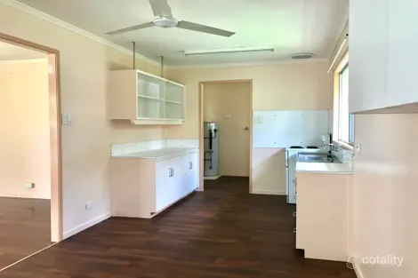Property photo of 33 Kennedy Drive Moranbah QLD 4744