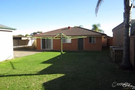 Property photo of 14 Malory Close Wetherill Park NSW 2164