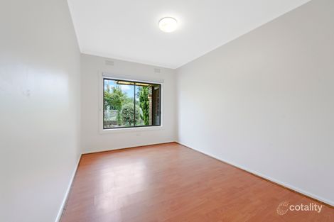 Property photo of 27 Seacrest Avenue Seaford VIC 3198