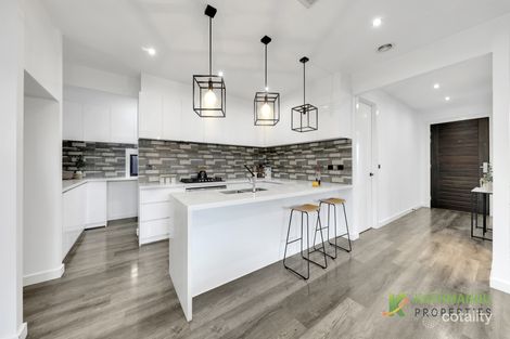 Property photo of 60 Charteris Drive Craigieburn VIC 3064