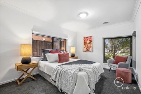 Property photo of 17 Salerno Crescent Doreen VIC 3754