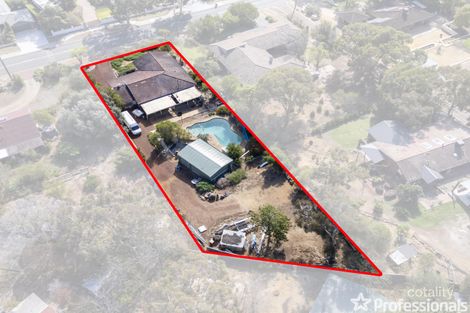 8 Watsonia Rd, Gooseberry Hill, WA 6076
