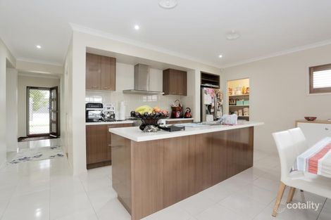 Property photo of 25 Oak Leaf Street Greenvale VIC 3059