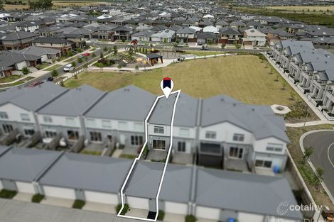 Property photo of 5 Atica Walk Clyde North VIC 3978