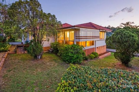 31 Seville Rd, Holland Park, QLD 4121