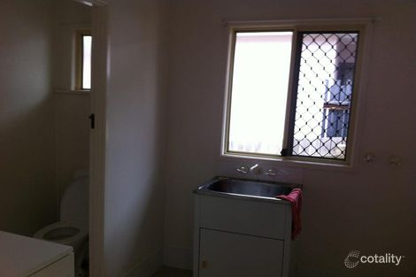 Property photo of 39 Saint Catherines Terrace Wynnum QLD 4178