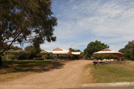 8 Bindley Ct, Kilmore, VIC 3764